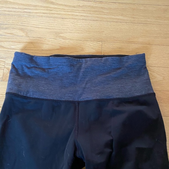 Lululemon Size 6 - Picture 3 of 4